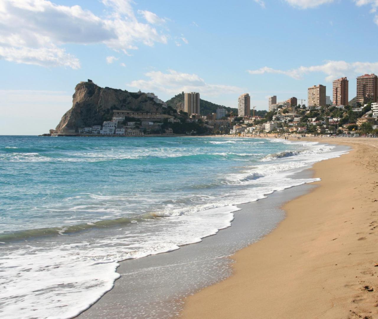 Fmm Apartamentos La Nucia Benidorm Holidays Apartments Esterno foto